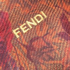 🖤🧡FENDI LARGE SCARF🖤🧡